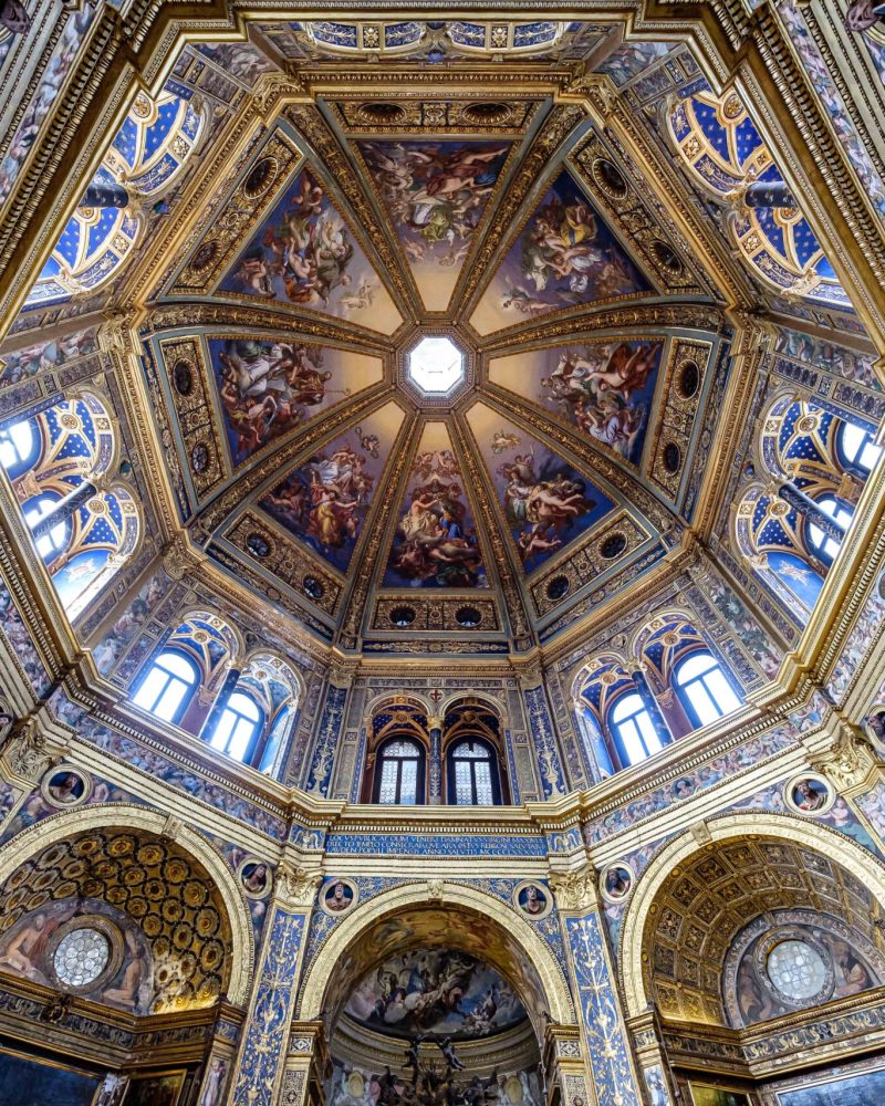 Lodi, interno chiesa Incoronata