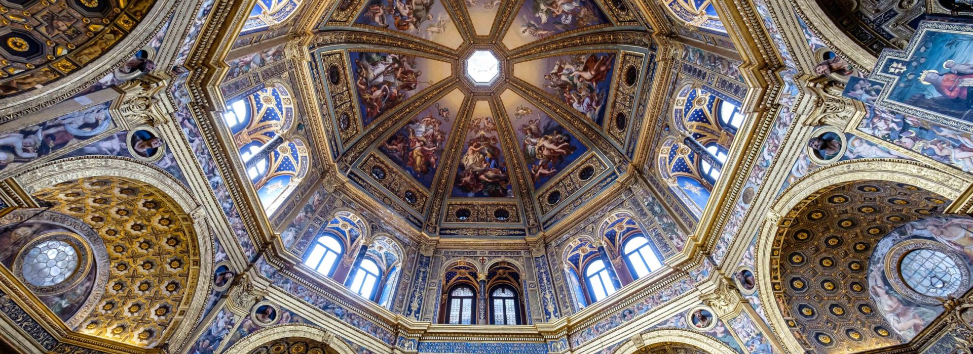 Lodi, interno chiesa Incoronata